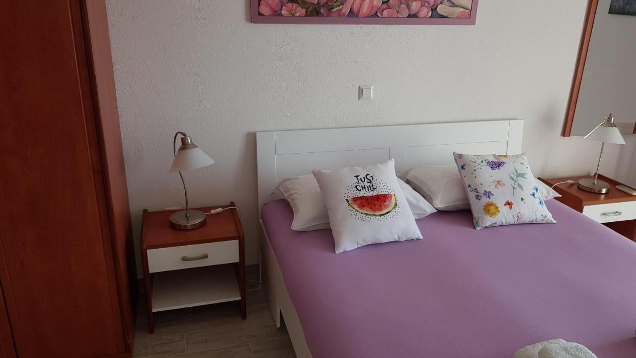 Apartments Bocin Rosso Хвар Екстериор снимка