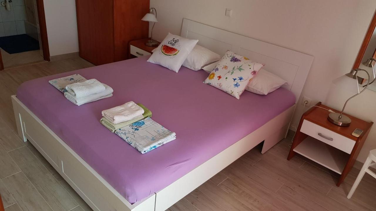 Apartments Bocin Rosso Хвар Екстериор снимка